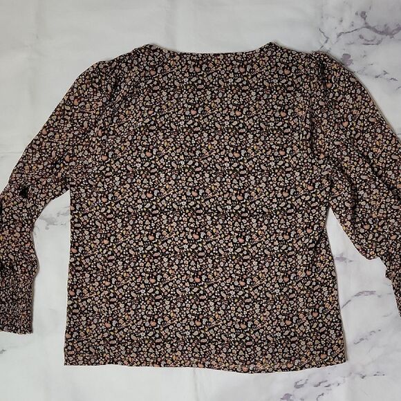 Madewell Georgette Smoked-Cuff Button-Front Shirt in Folktale Paisley - Picture 8 of 8